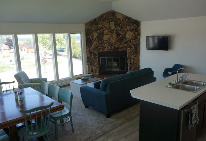 Ludington Beach House (Millers Lakeside Resort, Millers Lakeside Motel) - From Website